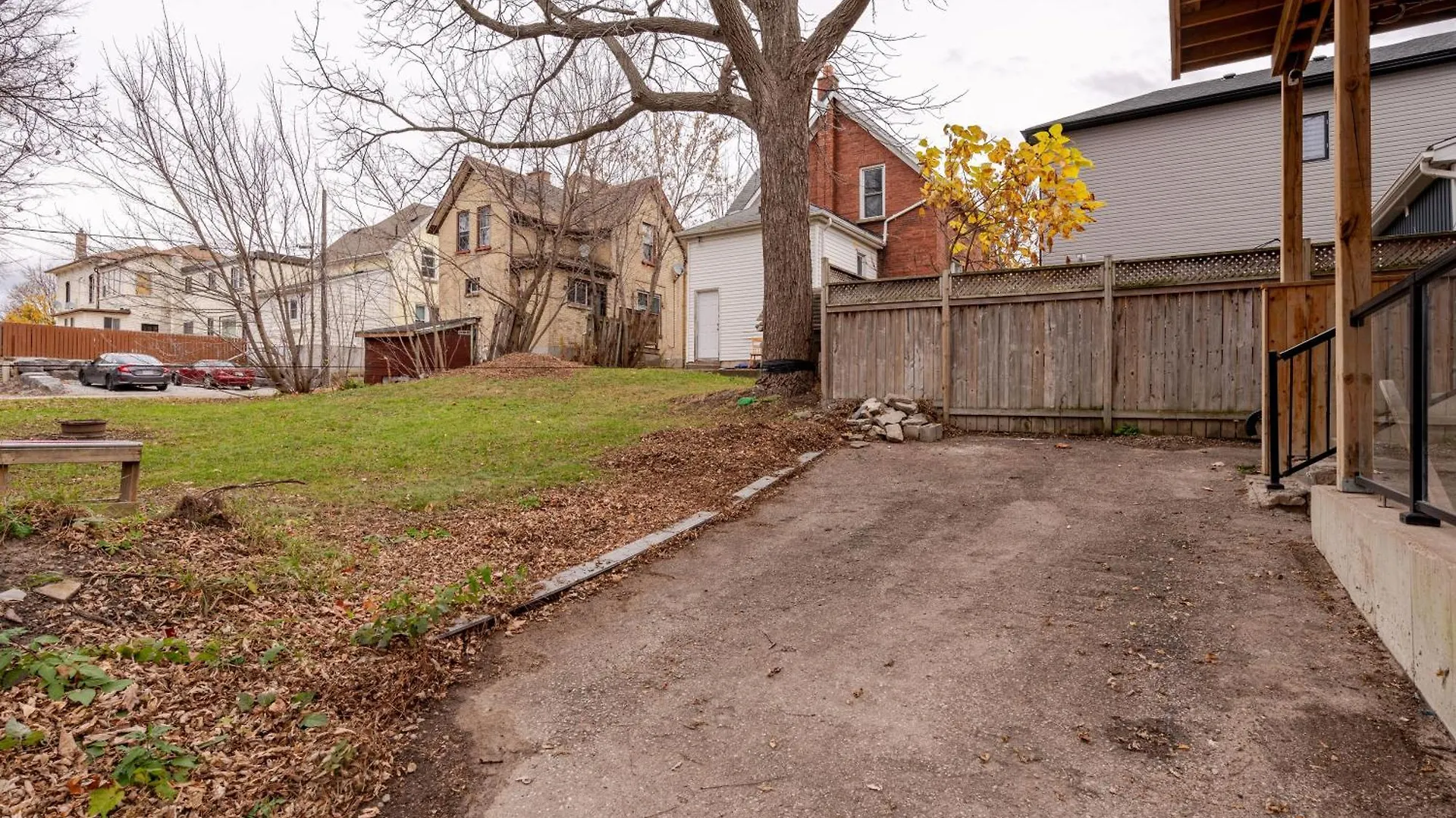 Apartment Entire Bachelor Unit En-Suite Across From Google - Br3 Kitchener