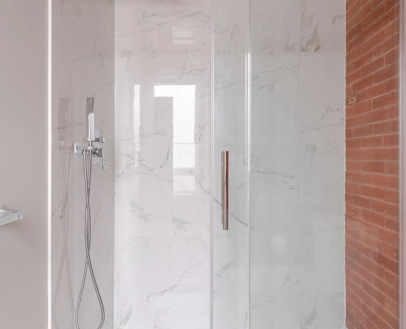 Entire Bachelor Unit En-Suite Across From Google - Br3 Kitchener Canada